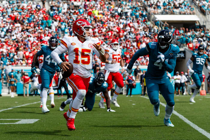 Bears vs. Chiefs Predictions with DraftKings